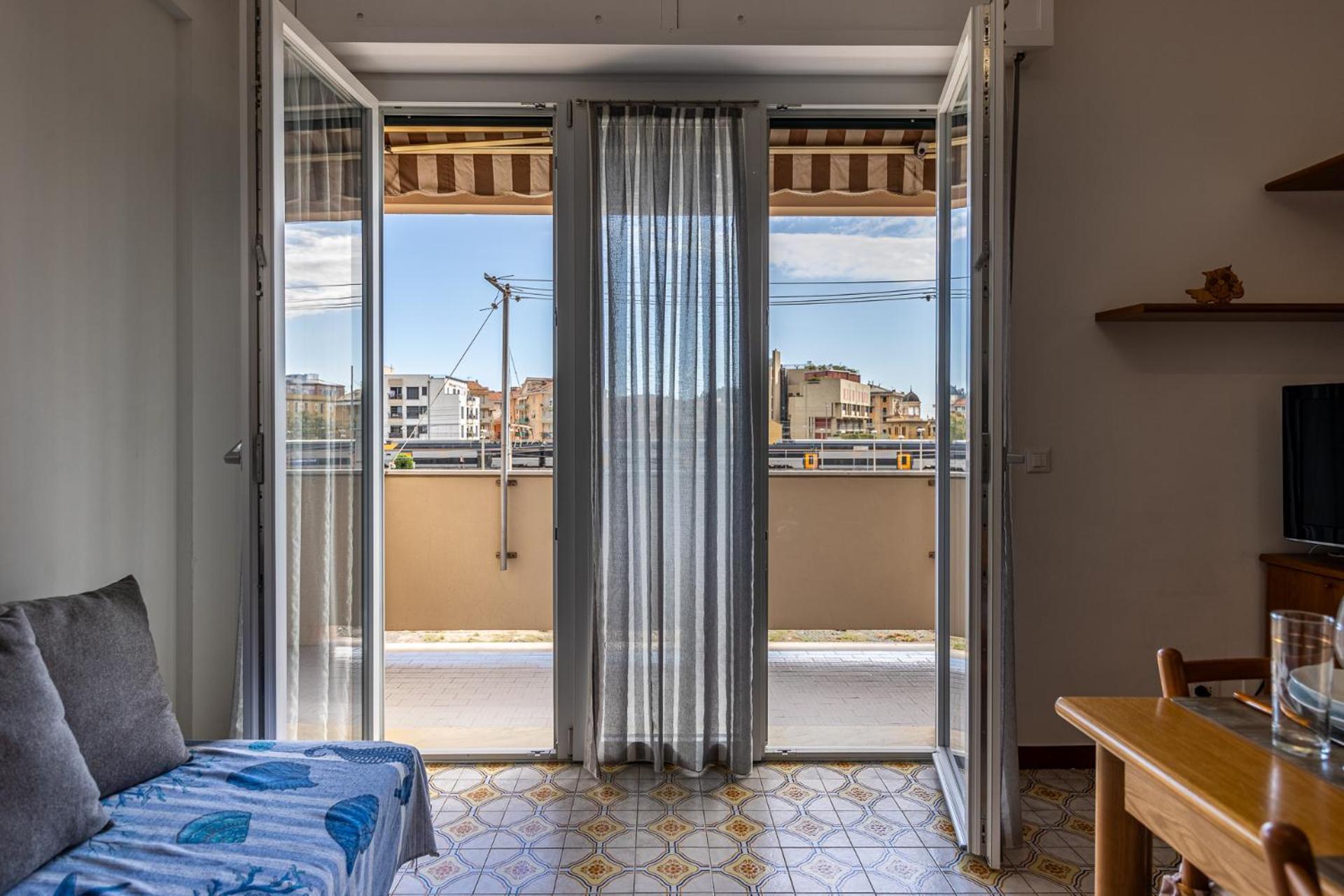 Casa Francesca Luminoso, Wifi E Parcheggio Apartment เซสตรี เลวานเต ภายนอก รูปภาพ